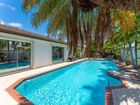 10020 SW 145th Pl, Miami FL 33186