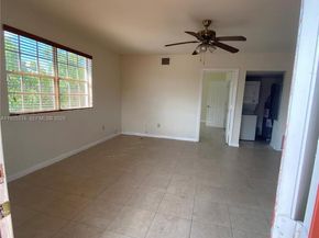 14250 NW 22nd Ave 4, Opa-Locka FL 33054