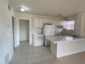 14250 NW 22nd Ave 4, Opa-Locka FL 33054