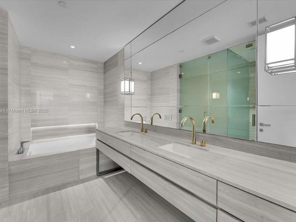 18975 Collins Ave 302, Sunny Isles Beach FL 33160