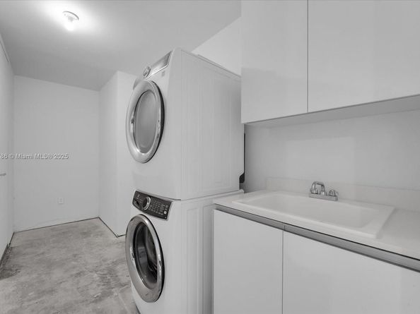 18975 Collins Ave 302, Sunny Isles Beach FL 33160