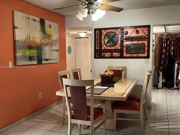 11780 SW 18th St 2, Miami FL 528-2