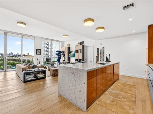 2678 Tigertail Ave 604, Miami FL 33133