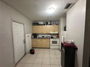 10229 SW 175th St, Miami FL 33157