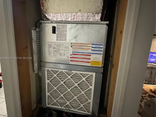 10229 SW 175th St, Miami FL 33157