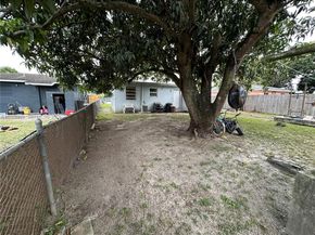 10229 SW 175th St, Miami FL 33157