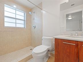 819 SW 7th Ave, Fort Lauderdale FL 33315