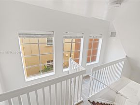 819 SW 7th Ave, Fort Lauderdale FL 33315