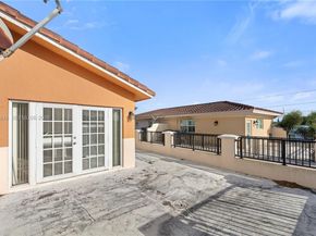 819 SW 7th Ave, Fort Lauderdale FL 33315