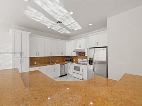 819 SW 7th Ave, Fort Lauderdale FL 33315