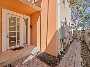 819 SW 7th Ave, Fort Lauderdale FL 33315