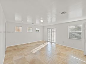 819 SW 7th Ave, Fort Lauderdale FL 33315