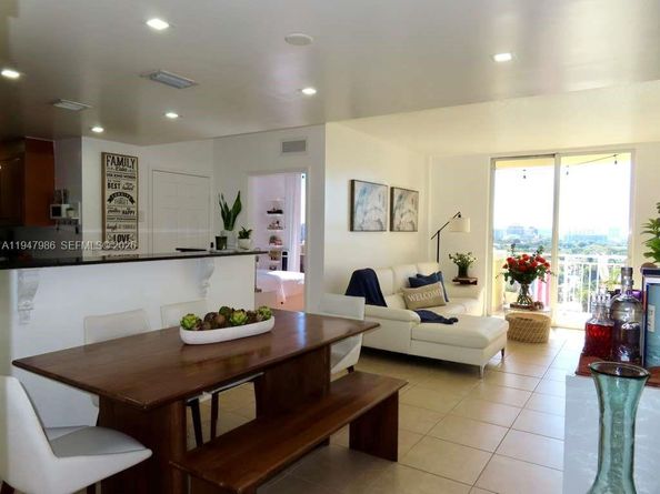 215 SW 42nd Ave PH08, Miami FL 33134