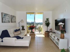 215 SW 42nd Ave PH08, Miami FL 33134