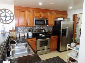 215 SW 42nd Ave PH08, Miami FL 33134