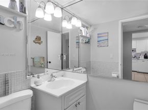 7850 Byron Ave 1004, Miami Beach FL 33141