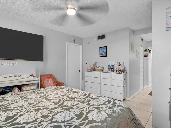 7850 Byron Ave 1004, Miami Beach FL 33141