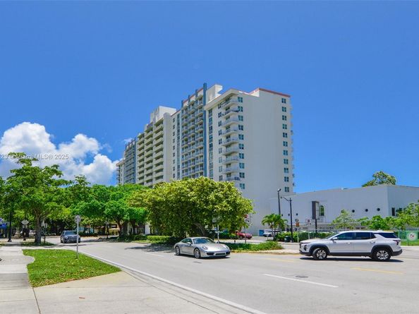 3000 Coral Way 1208, Miami FL 33145