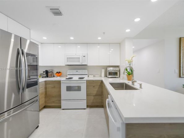 3000 Coral Way 1208, Miami FL 33145