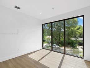 1259 SW 20th St, Miami FL 33145