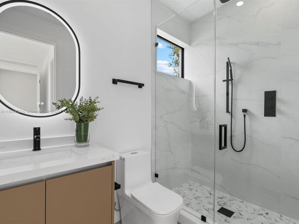 1259 SW 20th St, Miami FL 33145