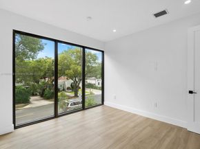 1259 SW 20th St, Miami FL 33145