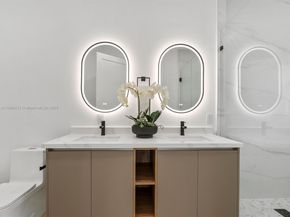 1259 SW 20th St, Miami FL 33145