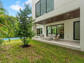 1259 SW 20th St, Miami FL 33145