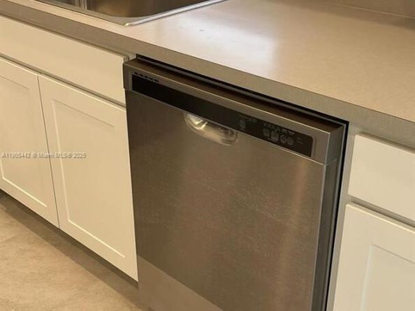 606 12 st, Homestead FL 33034