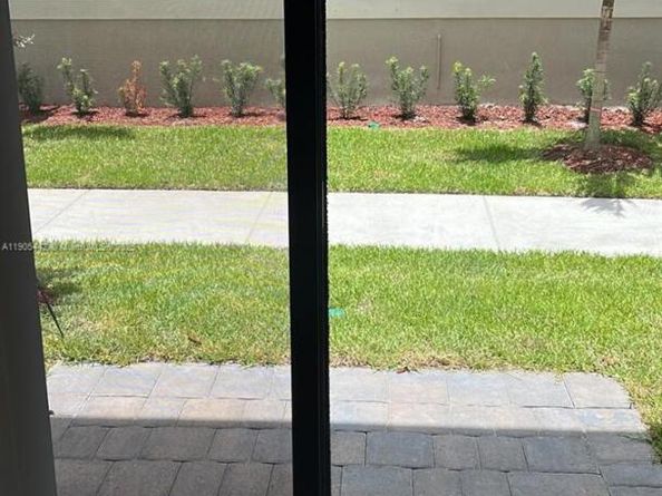 606 12 st, Homestead FL 33034