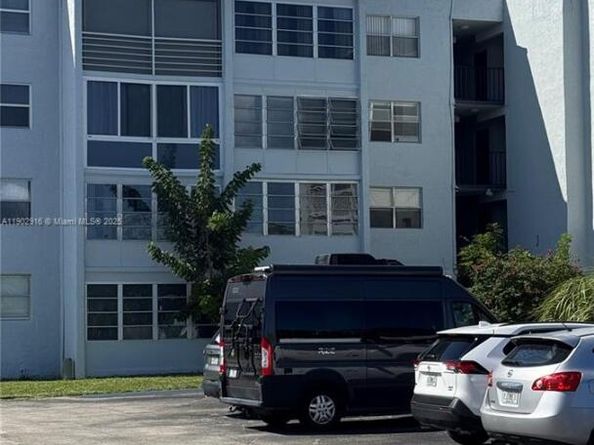 Undisclosed Address #A11902916, Lauderdale Lakes FL 33311