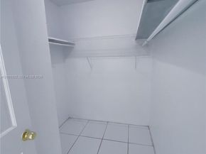 870 NW 87th Ave 110, Miami FL 33172