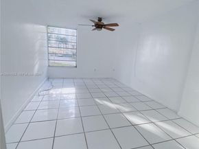 870 NW 87th Ave 110, Miami FL 33172