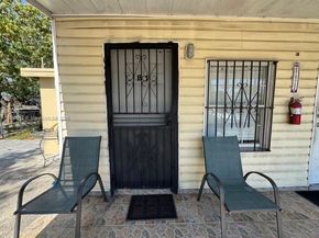 Undisclosed Address #A11909617, Miami FL 33142