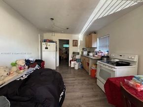 Undisclosed Address #A11909617, Miami FL 33142