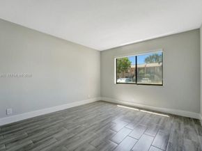 380 Racquet Club Rd 105, Weston FL 33326