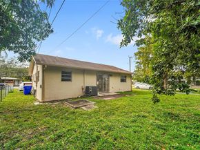 6141 Funston St, Hollywood FL 33023