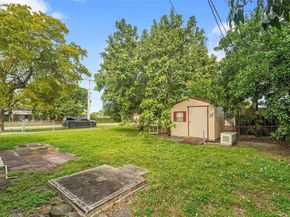 6141 Funston St, Hollywood FL 33023