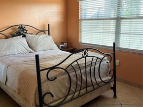 13105 SW 16th Ct 313L, Pembroke Pines FL 33027