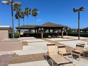 13105 SW 16th Ct 313L, Pembroke Pines FL 33027