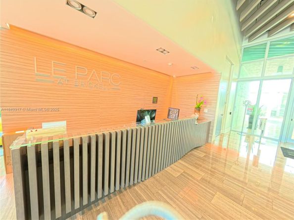1600 SW 1st Ave 1104, Miami FL 33129