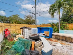 14601 NW 10th Ave, Miami FL 33168