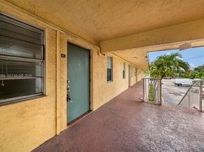 4081 N Dixie Hwy 27, Oakland Park FL 33334