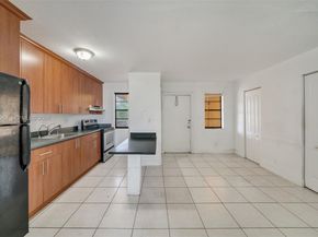 4081 N Dixie Hwy 27, Oakland Park FL 33334