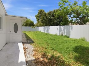 7051 SW 29th St, Miramar FL 33023