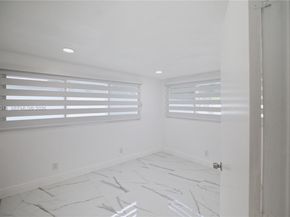 7051 SW 29th St, Miramar FL 33023