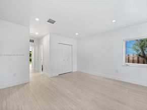 1617 Washington St, Hollywood FL 33020