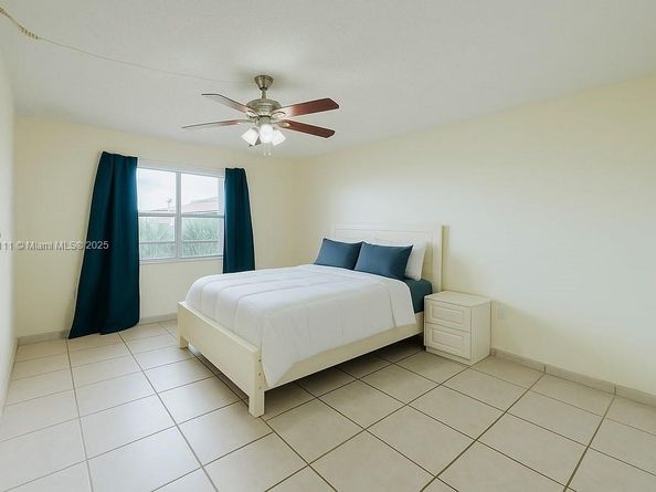 3110 N Pine Island Rd 409, Sunrise FL 33351