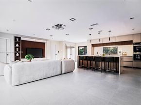 5561 NE 28th Ave, Fort Lauderdale FL 33308