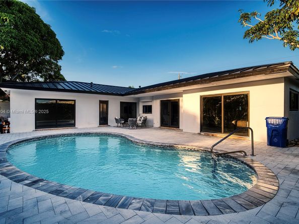 5561 NE 28th Ave, Fort Lauderdale FL 33308